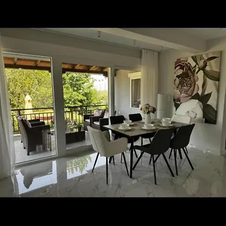 Elysian Escapes Country house