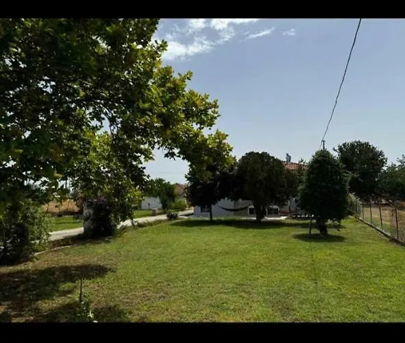 Elysian Escapes * Epanomí