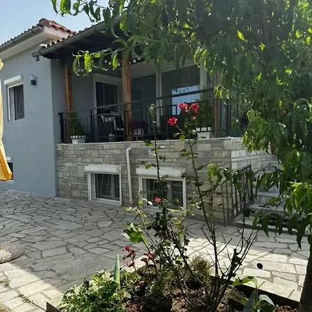 Elysian Escapes Séjour à la campagne Epanomi